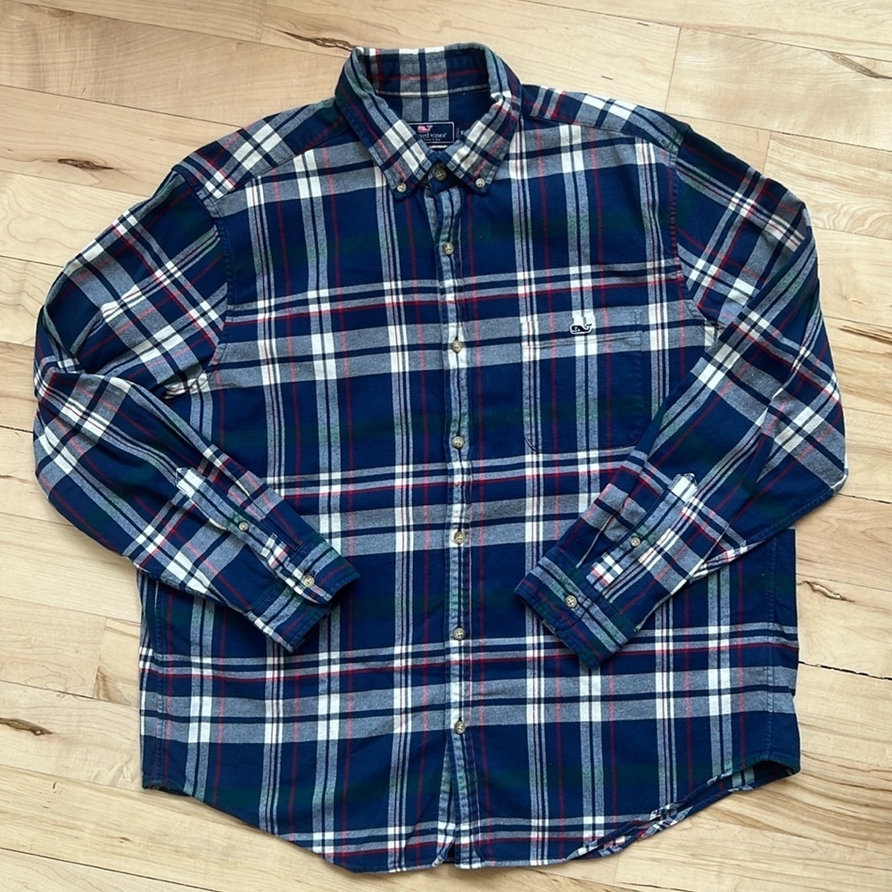 Men’s Vineyard Vines Classic Fit Trucker Shirt​ - Picture 2 of 3